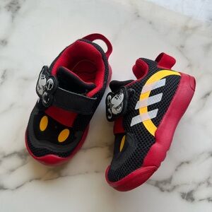 Adidas Disney Mickey Activeplay 5K Like New Shoes